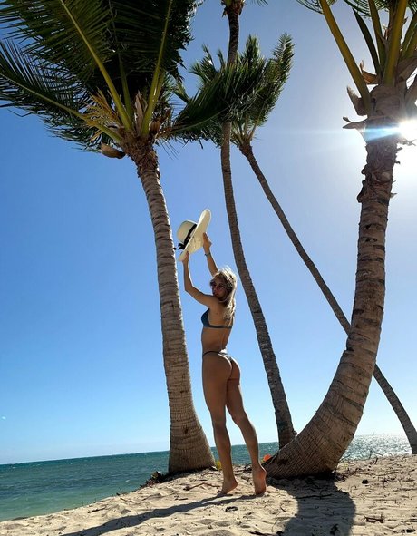 sugarandriana adult actress pics