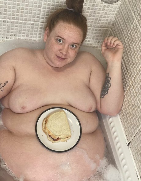 chubbycupcake naked pornstar photo