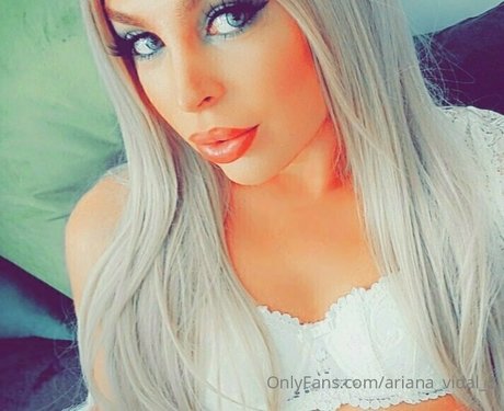 ariana vidal 2 top star img