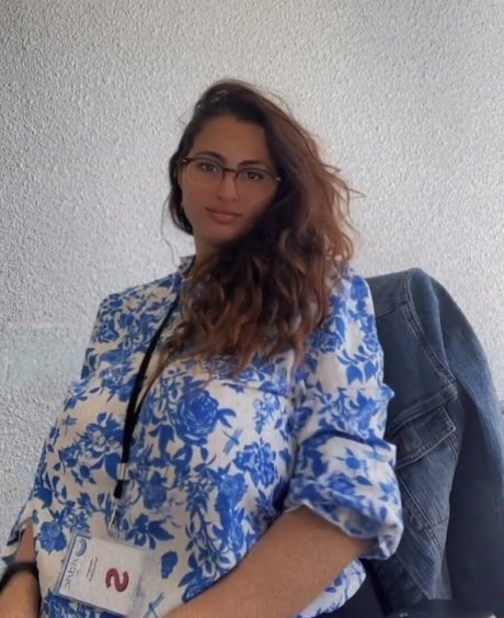 Lili M model perfect photos