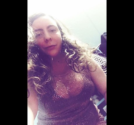 Kara Greene_ exclusive model pictures