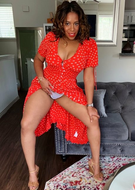 realtexascurves hot star archive