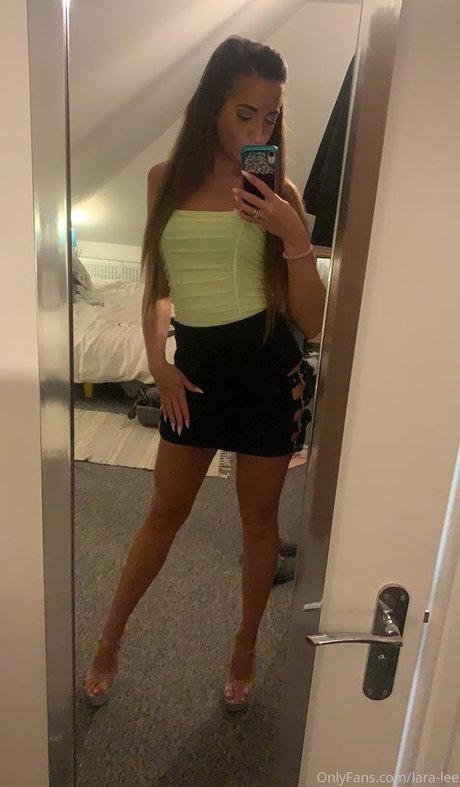 lara lee pornographic actress gallery