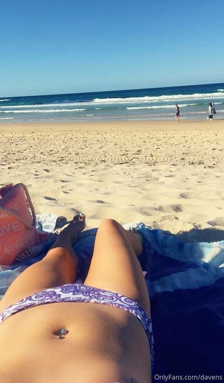 davens nudes model photo