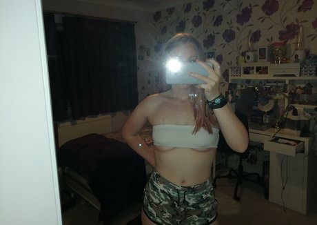 justanuptowngirl model pretty photo