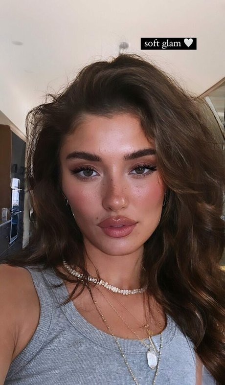 cowgirlbrooklynbabe porn star pics