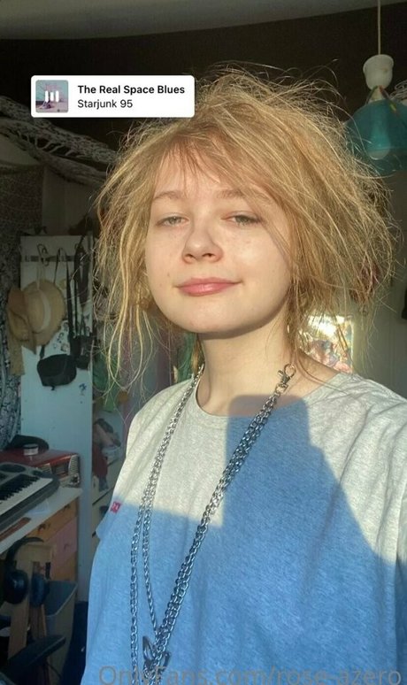 rose azero star nudes img