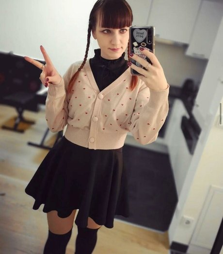 ManaRuka model top images