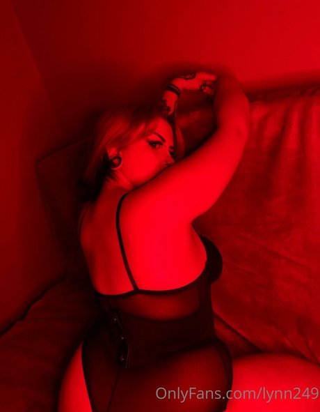 lynn249 erotic actress images