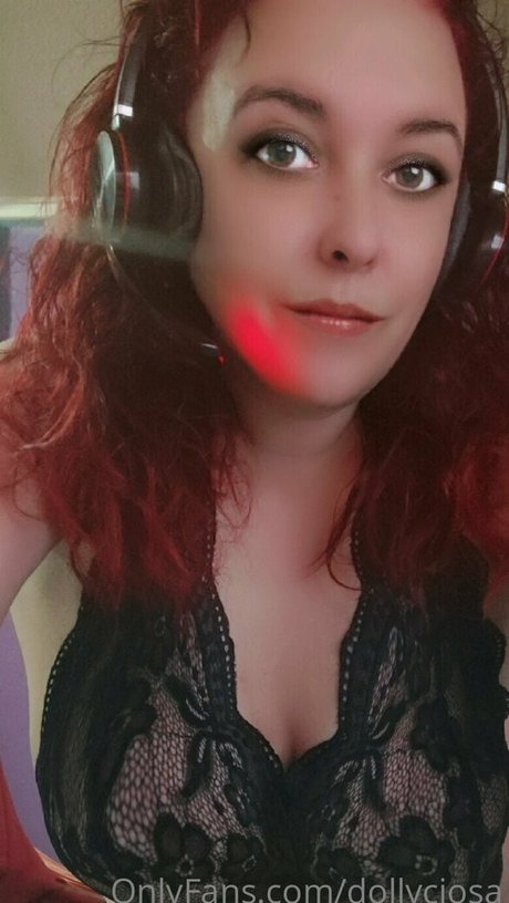 dollyciosa hot model img