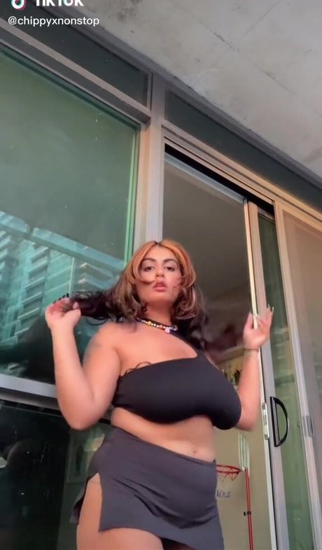 chippynonstopof sexy star image