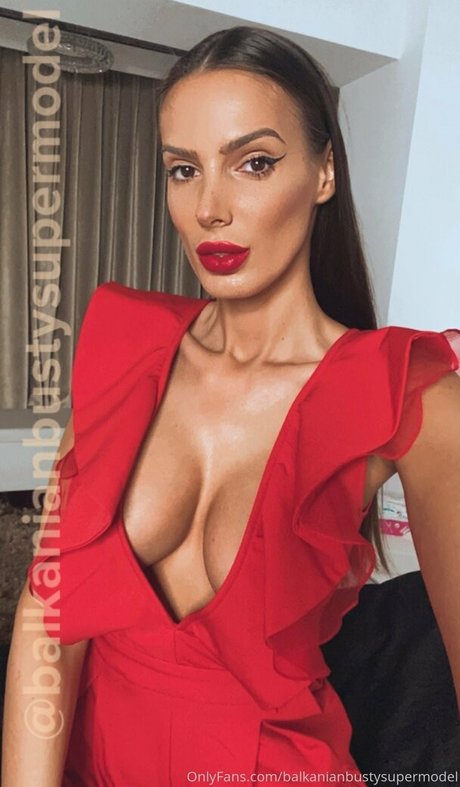 balkanianbustysupermodel star pretty pictures