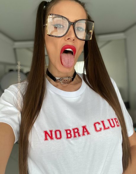 balkanianbustysupermodel beautiful model pictures