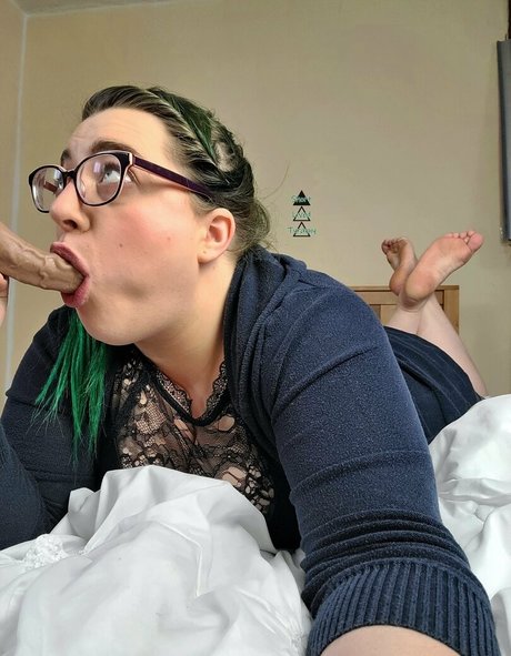 shortlivedtyranny sexy star image