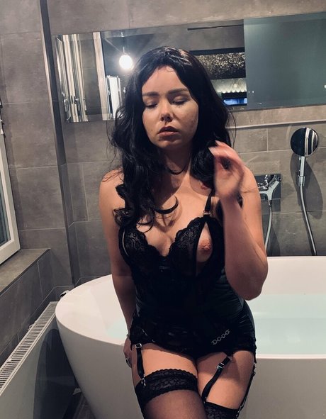 jennajuliaa nude star img