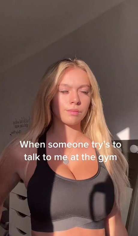 Isabella B pornstar xxx pic