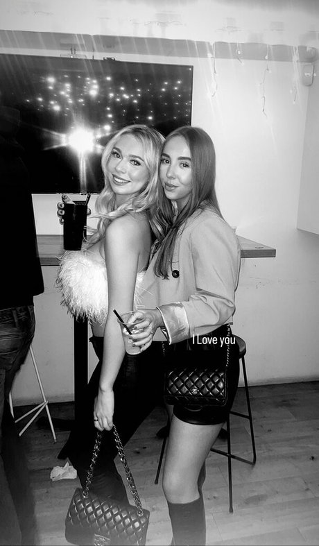 Isabella B pornstar exclusive photo