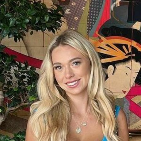 Isabella B top actress pictures