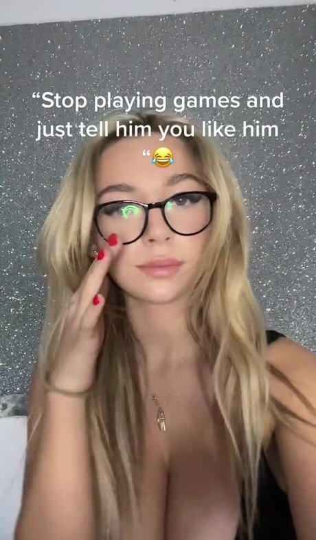 Isabella B nude pornstar galleries