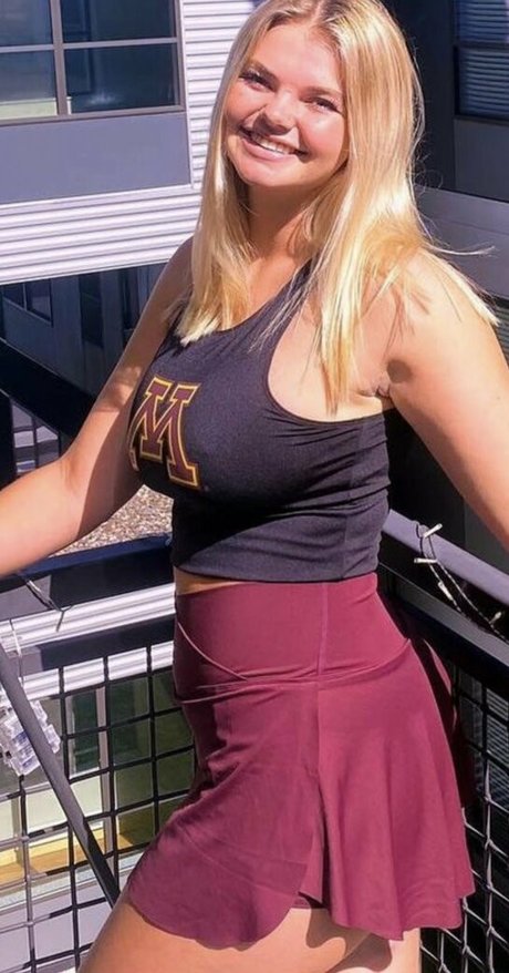 Sara K exclusive model pictures