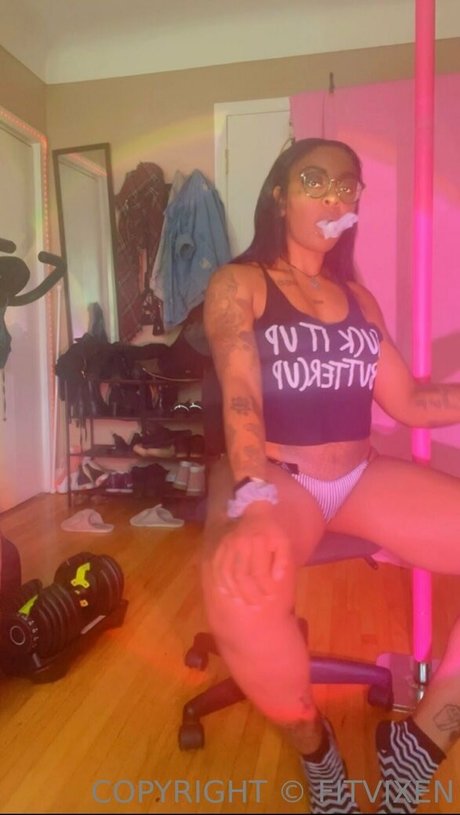 fitvixenfree star erotic images