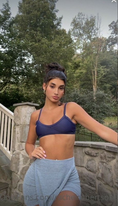 Rachel Robertson exclusive model pics