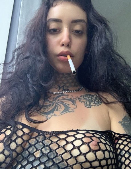 thullemontes nudes model photos