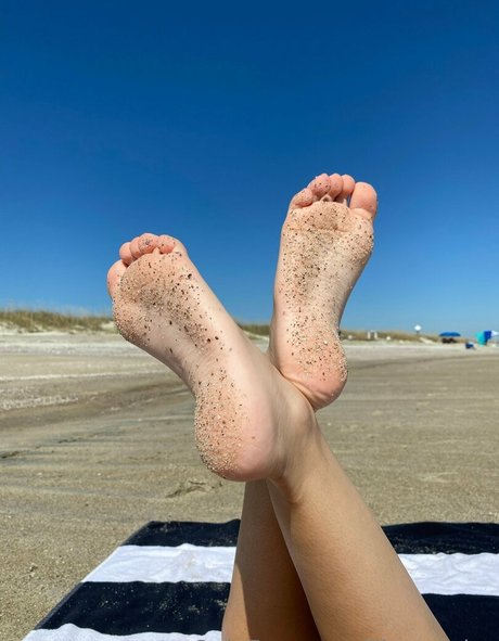 libransoles free model images