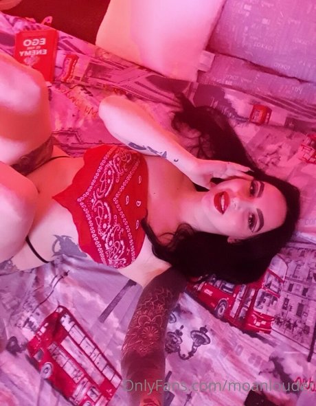 moanlouder hot pornstar images