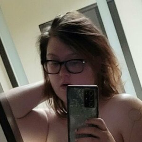 elizabethlily19 best model image