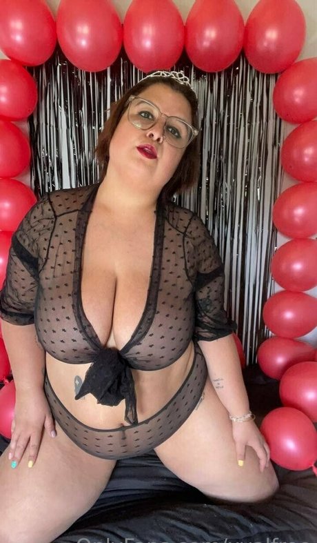 xvalfree model hot photos