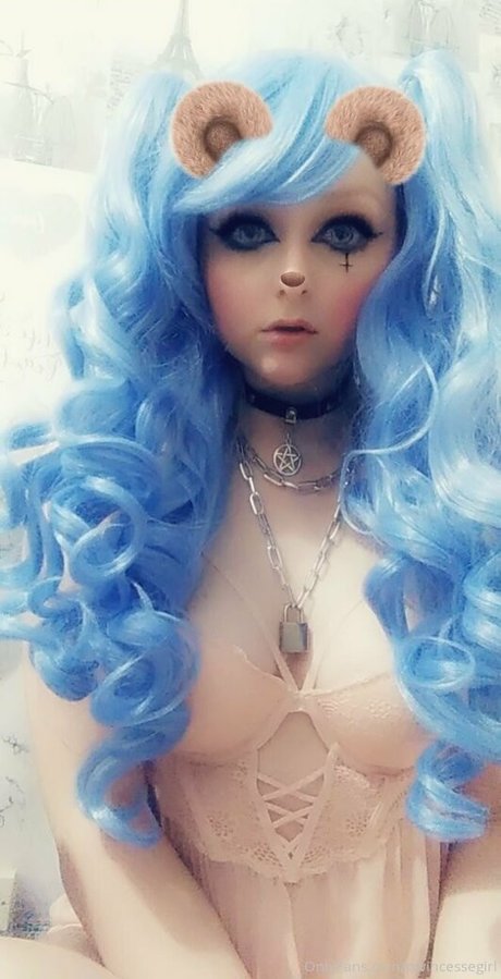 pwincessegirl exclusive model img