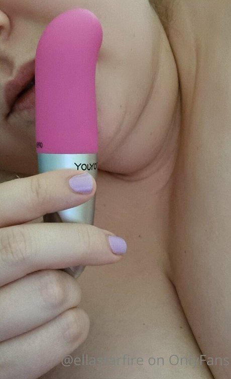 ellastarfire profile pic