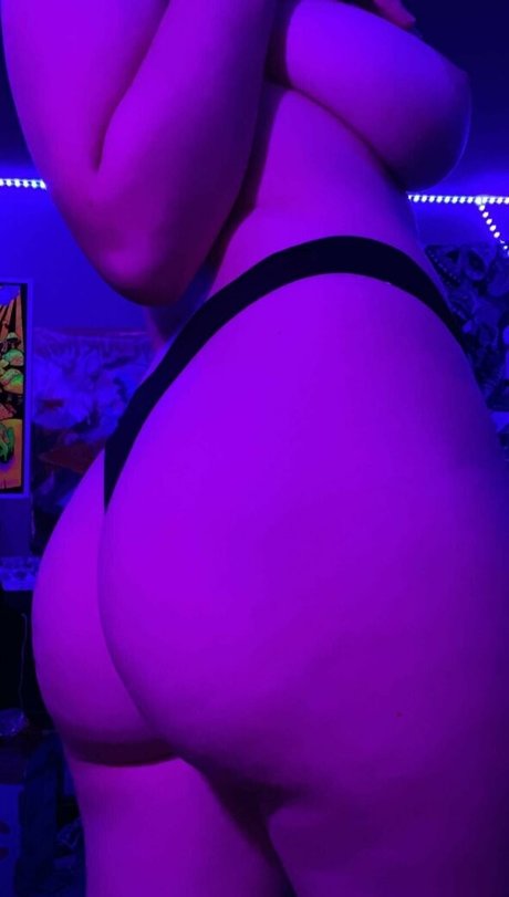 Hioobs high quality model images