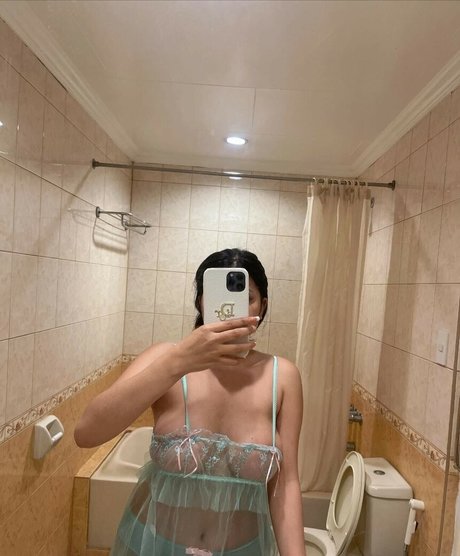 Arnie Celeste beautiful actress image