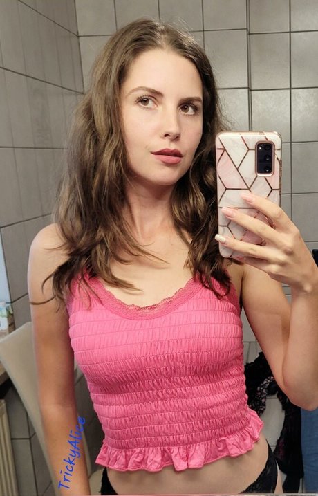 Trickyalice6 xxx pornstar img