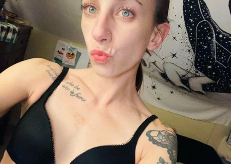 brianna81098220 model nice pics