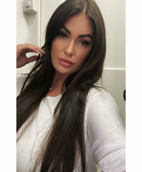 Agne Agnieska star sex pic