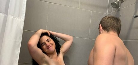 mirror selfie onlyfans free porn images