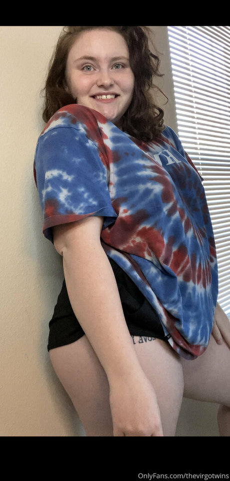 thevirgotwins nude star galleries