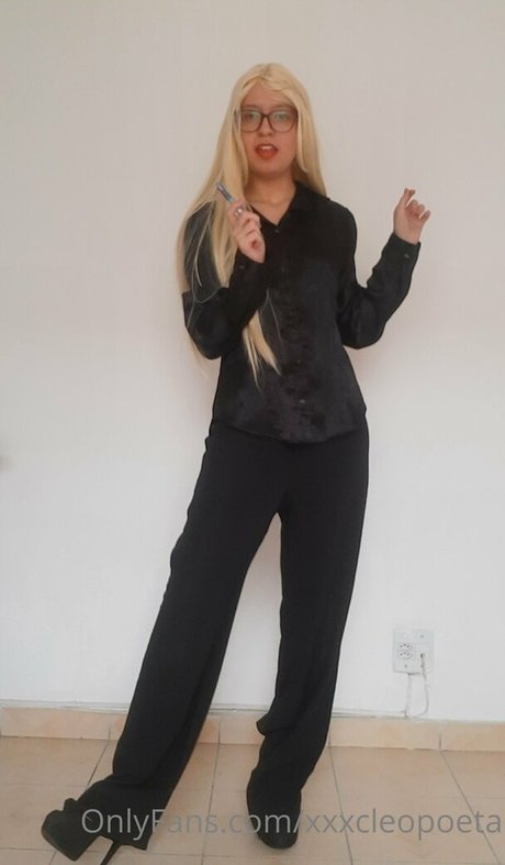 xxxcleopoeta nudes actress photo