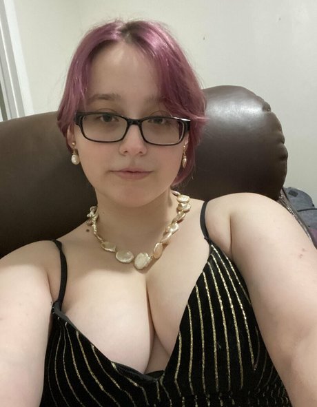 Liv Lovelace model nudes img