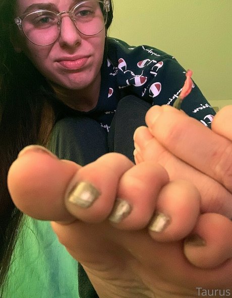 tastytaurustoes adult star pictures