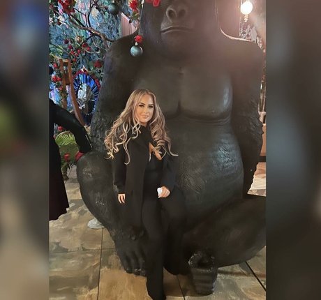 Rosie Rendell hot star archive