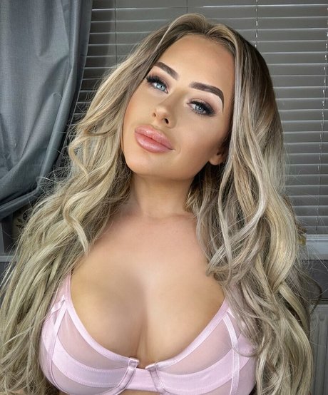 Rosie Rendell star best photos