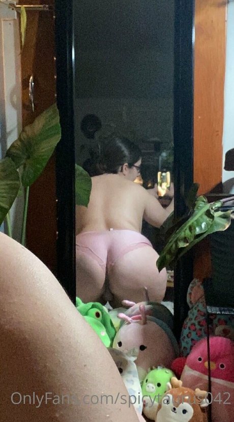 spicytaurus042 model sexy galleries