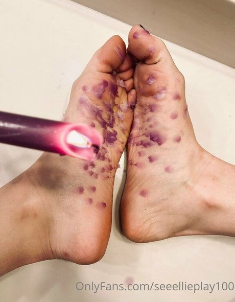 seeellieplay100 naked pornstar picture