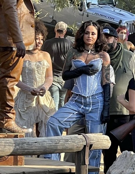 Bobbi dean pornstar hd pic