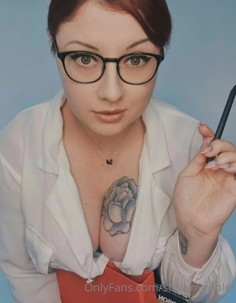 Showmeviolet pornstar free gallery