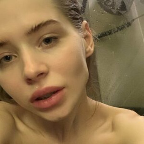 lickmypic best model pictures